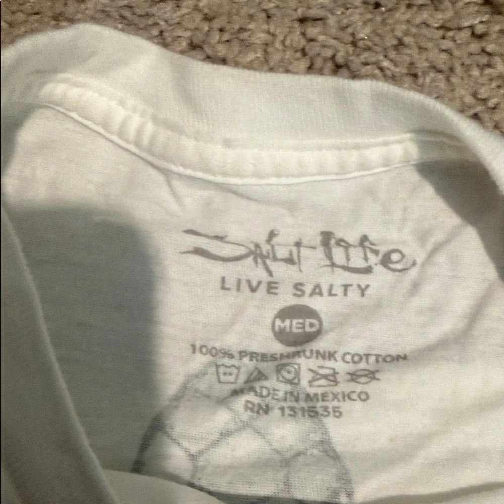 Salt Life Tee with Sea Turtle Graphic - Picture 3 of 3